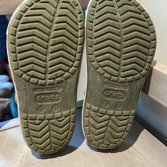 Kids Crocs - Picture 5 of 6